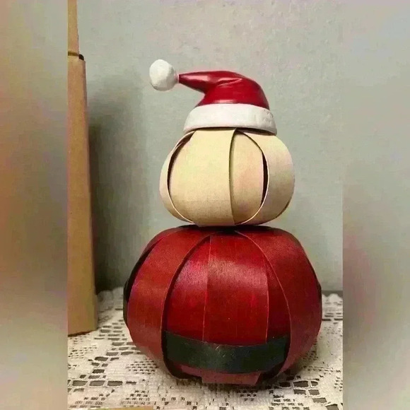 Longaberger 2013 Collectible Christmas Santa Belly Small Santa Basket-NEW - Picture 4 of 6